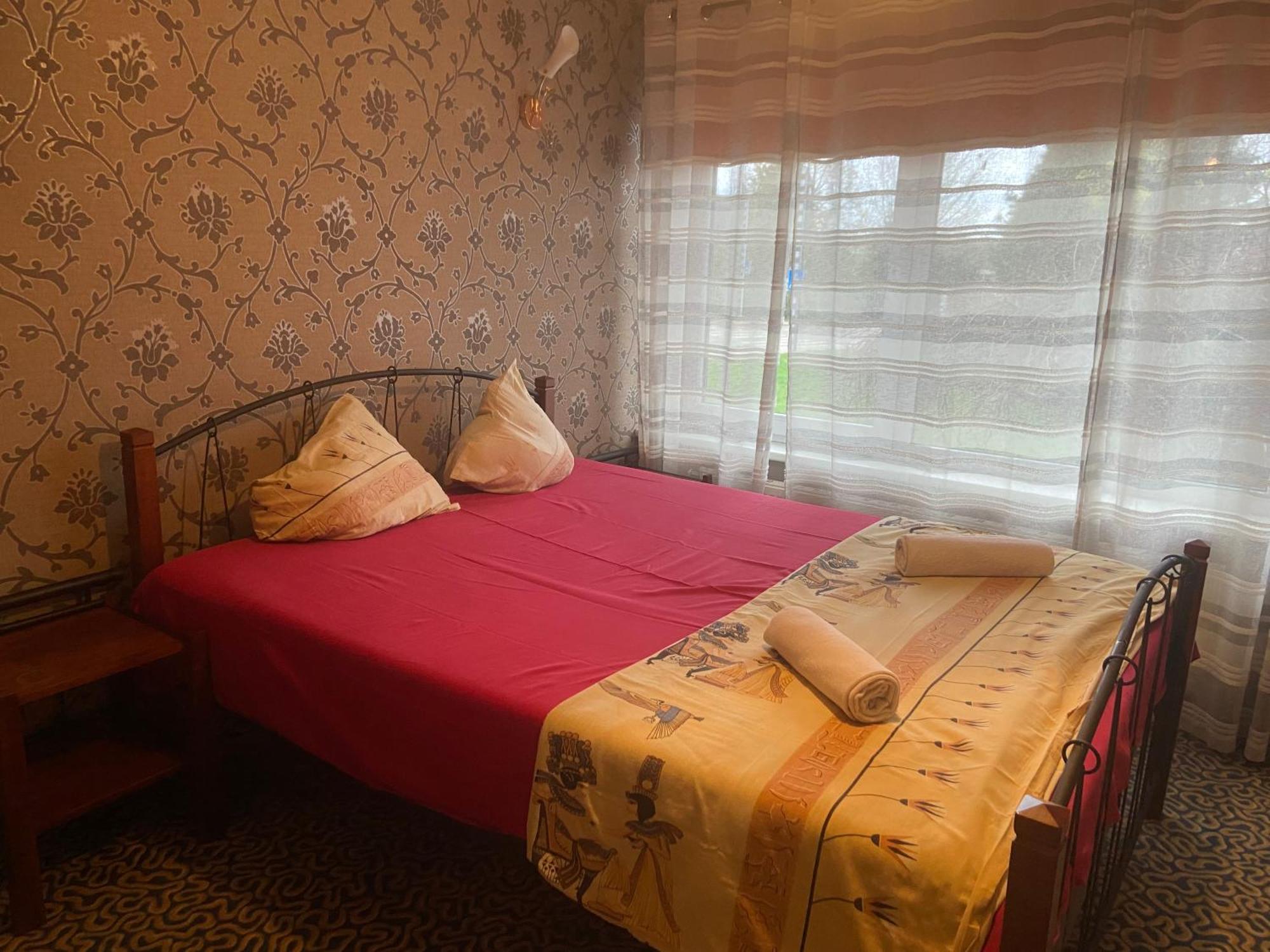 Park Hotel Кекава Экстерьер фото