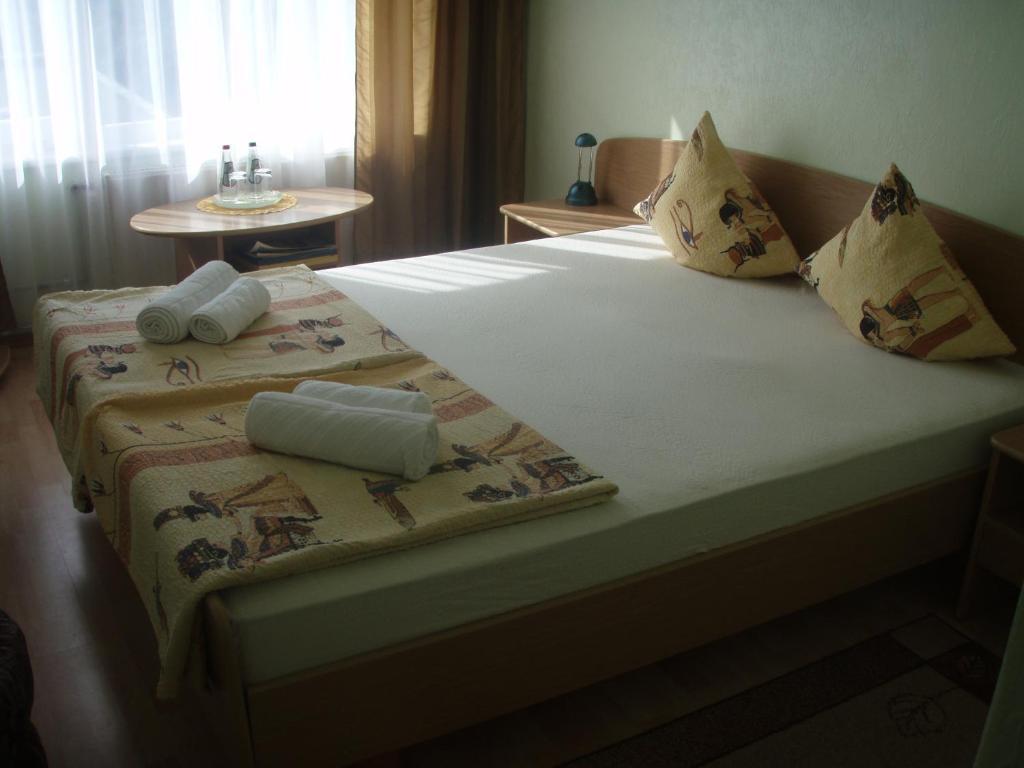 Park Hotel Кекава Экстерьер фото